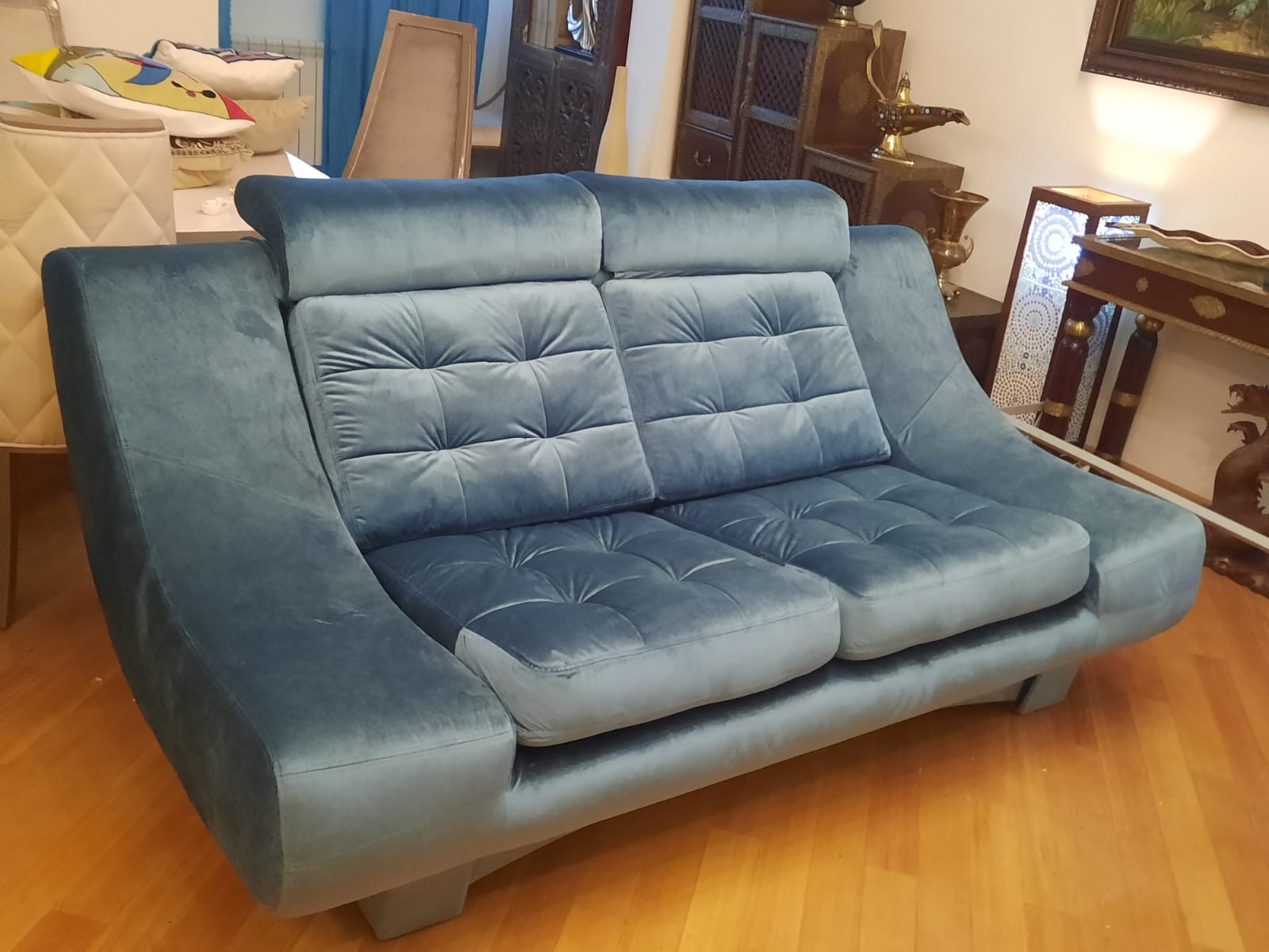 Обивка дивана на дому. Усть-Луга